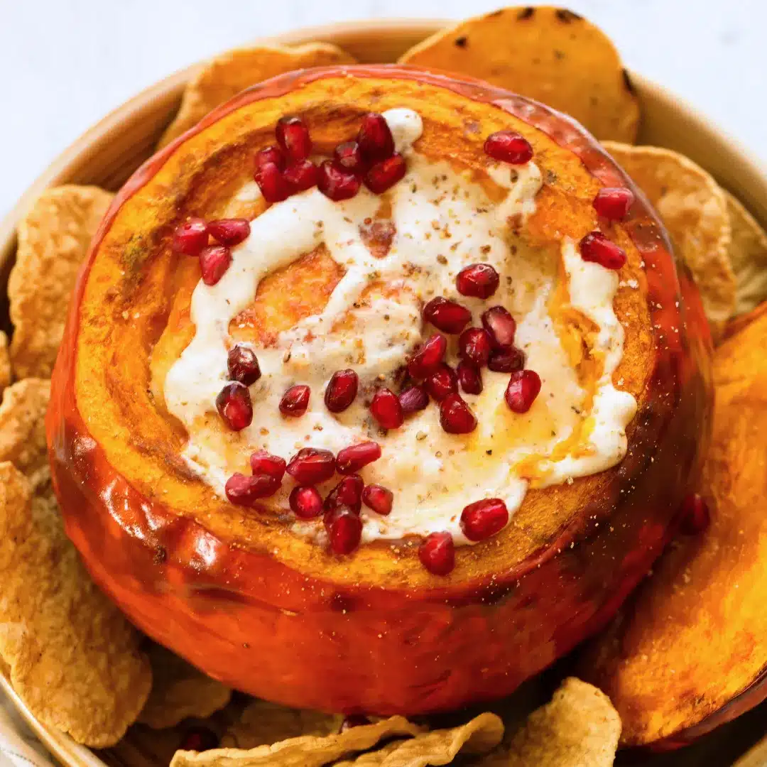 Cheesy Halloween Kürbis-Fondue mit Omega-3