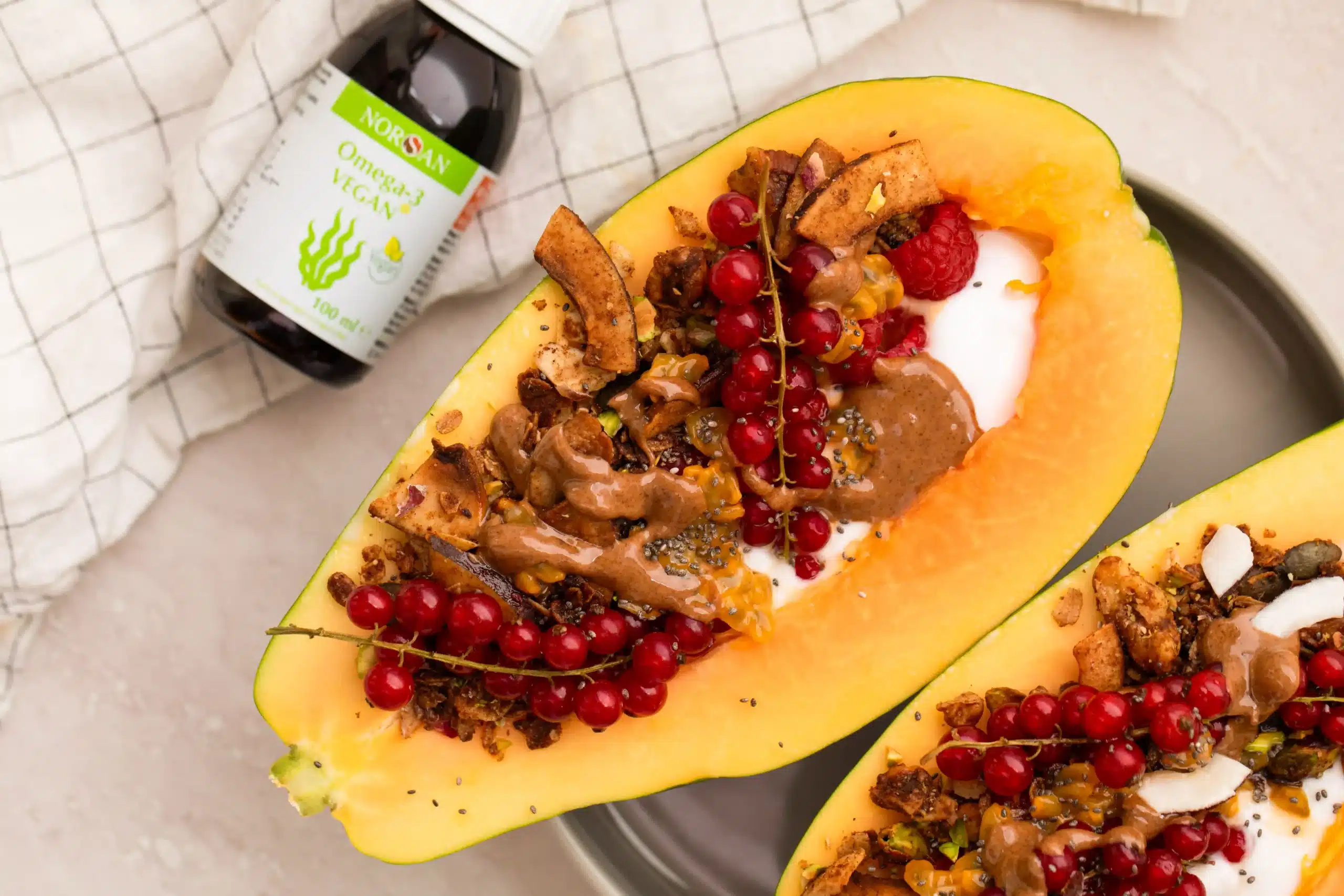 Papaya Boat mit Omega-3